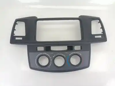 Автозапчастина б/у окрашувальник задніх ліхтарів для toyota hilux vii pick-up (_n1_, _n2_, _n3_) 2.5 d-4d 4wd (kun25) посилання на oem iam 554200k410 Автозапчастина б/у окрашувальник задніх ліхтарів для toyota hilux vii pick-up (_n1_, _n2_, _n3_) 2.5 d-4d 4wd (kun25) посилання на oem iam 554200k410