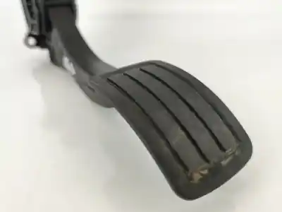Second-hand car spare part accelerator pedal for citroen c4 grand picasso ii (da_, de_) 1.2 thp 130 oem iam references 9674829780  