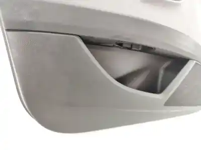 Автозапчасти б/у обивка левой передней двери за seat leon st (5f8) 1.6 tdi ссылки oem iam 5f4867011  