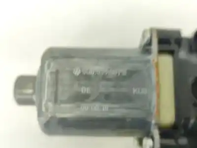 Автозапчасти б/у мотор переднего левого стекла за seat leon st (5f8) 1.6 tdi ссылки oem iam 5q0959801b  