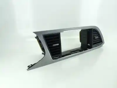 Автозапчасти б/у аэрационная решетка за seat leon st (5f8) 1.6 tdi ссылки oem iam 5f1820951