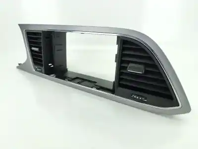 Автозапчасти б/у аэрационная решетка за seat leon st (5f8) 1.6 tdi ссылки oem iam 5f1820951  