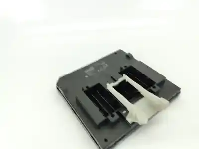 Автозапчасти б/у блок реле/предохранителей за seat leon st (5f8) 1.6 tdi ссылки oem iam 5q0937084cm