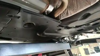 Peça sobressalente para automóvel em segunda mão moldagem por volkswagen caddy v monospace (sbb, sbj) 2.0 tdi bmt referências oem iam 5r3825102