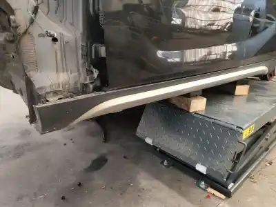 Second-hand car spare part side skirt for bmw x1 (e84) xdrive 23 d oem iam references 51772993563