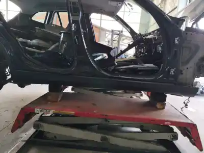 İkinci el araba yedek parçası yan etek için bmw x1 (e84) sdrive 20 d oem iam referansları 51772993564