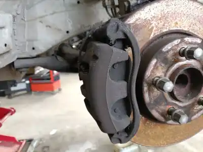 Peça sobressalente para automóvel em segunda mão pinça de travão dianteira direita por mercedes-benz vito / mixto furgón (w639) 111 cdi (639.601, 639.603) referências oem iam a6394201083