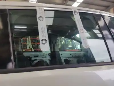 Автозапчастина б/у задне праве скло для peugeot 3008 monospace (0u_) 2.0 hdi посилання на oem iam 9204r7