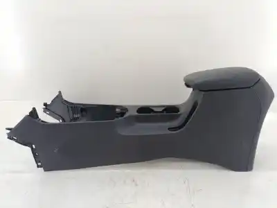 Автозапчастина б/у центральна консоль для hyundai i30 (pde, pd, pden) 1.6 crdi посилання на oem iam 84611g4300try  