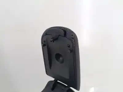 Автозапчастина б/у центральна консоль для hyundai i30 (pde, pd, pden) 1.6 crdi посилання на oem iam 84611g4300try  