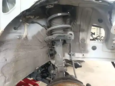 Автозапчастина б/у передній правий амортизатор для hyundai i30 (pde, pd, pden) 1.6 crdi посилання на oem iam 