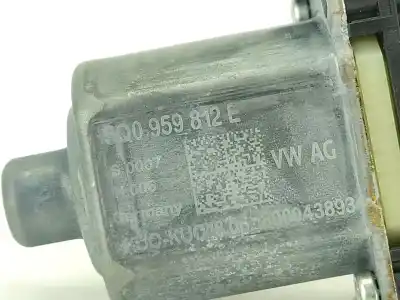 Автозапчасти б/у мотор заднего правого стекла за seat leon st (5f8) 1.6 tdi ссылки oem iam 5q0959812e  