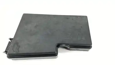 Pezzo di ricambio per auto di seconda mano SCATOLA RELÈ/FUSIBILI per FORD FOCUS III  Riferimenti OEM IAM AV6T14A076AB  