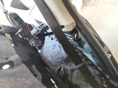 Автозапчасти б/у задний левый ремень безопасности за opel zafira tourer c (p12) 1.6 cdti (75) ссылки oem iam 39093549