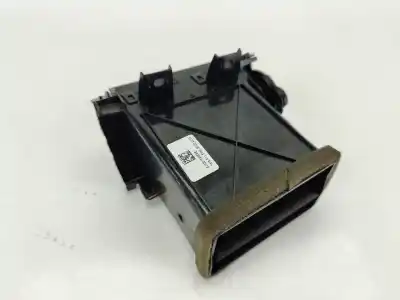 Автозапчастина б/у аераційна решіта для land rover range rover evoque (l538) 2.2 d 4x4 посилання на oem iam bj32018b08bb