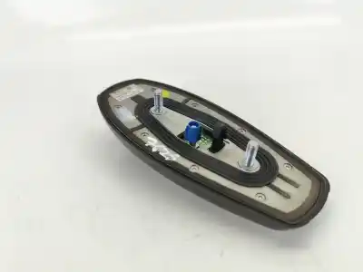 Автозапчасти б/у база антенны за land rover range rover evoque (l538) 2.2 d 4x4 ссылки oem iam bj3219c089ja  