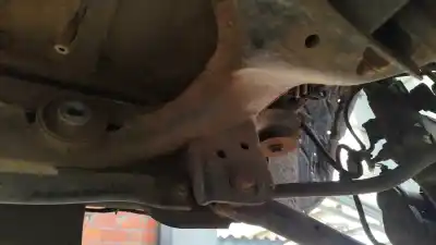 Автозапчастина б/у задня вісь для land rover range rover evoque (l538) 2.2 d 4x4 посилання на oem iam lr096550  