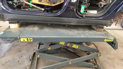 Автозапчастина б/у бічна сподниця для land rover discovery sport (l550) 2.0 d 4x4 посилання на oem iam lr058524