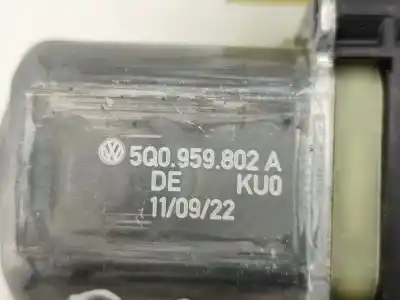 Second-hand car spare part right front window motor for volkswagen t-roc (a11, d11) 1.0 tsi oem iam references 5q0959802a  