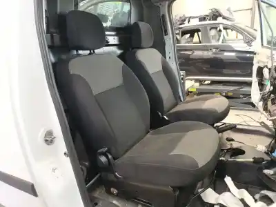 Автозапчастина б/у ПЕРЕДНЕ ПРАВЕ СИДІЛО для RENAULT KANGOO EXPRESS (FW0/1_) 1.5 DCI 80 (FW15) Посилання на OEM IAM   