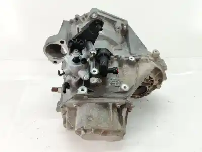 Автозапчастина б/у коробка передач для volkswagen t-roc (a11, d11) 1.0 tsi посилання на oem iam 0aj  