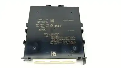 Pezzo di ricambio per auto di seconda mano  per TOYOTA RAV 4 V (_A5_, _H5_)  Riferimenti OEM IAM 8999042550  