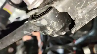 Автозапчастина б/у задній нижний правий ригель підвіски для toyota rav 4 v (_a5_, _h5_) 2.5 hybrid (axah52) посилання на oem iam 4871042040  