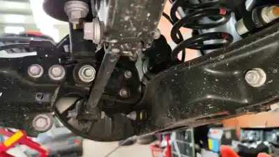 Автозапчастина б/у задній нижний правий ригель підвіски для toyota rav 4 v (_a5_, _h5_) 2.5 hybrid (axah52) посилання на oem iam 4871042040  