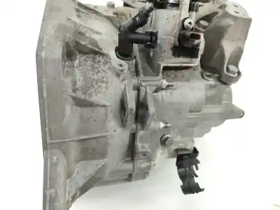 Second-hand car spare part gearbox for opel zafira tourer c (p12) 1.6 cdti (75) oem iam references 55599691  