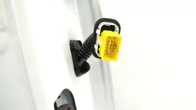 Автозапчасти б/у задняя левая дверь за opel mokka 1.2 (76) ссылки oem iam 9837507180  