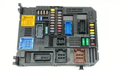 Автозапчасти б/у блок реле/предохранителей за opel mokka 1.2 (76) ссылки oem iam 983288108000  