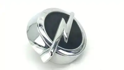 Second-hand car spare part tailgate back door handle for opel corsa e (x15) 1.3 cdti (08, 68) oem iam references 563697283  