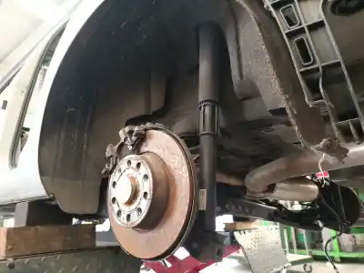 Автозапчасти б/у задний левый амортизатор за volkswagen golf vii variant (ba5, bv5) 1.6 tdi ссылки oem iam 5q0512013jg