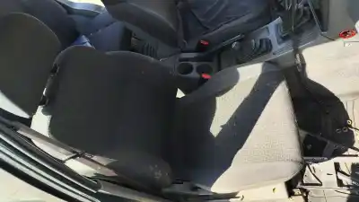 Peça sobressalente para automóvel em segunda mão assento dianteiro direito por santana 300/350 1.6 hdi 4x4 referências oem iam 