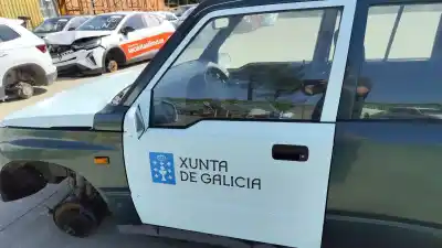 Peça sobressalente para automóvel em segunda mão porta da frente esquerda por santana 300/350 1.6 hdi 4x4 referências oem iam 
