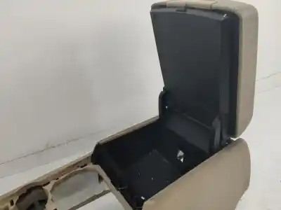 Автозапчастина б/у центральний подлокник для volkswagen touareg (7la, 7l6, 7l7) 3.0 v6 tdi посилання на oem iam   