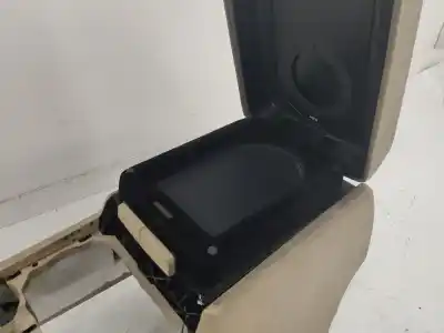 Автозапчастина б/у центральний подлокник для volkswagen touareg (7la, 7l6, 7l7) 3.0 v6 tdi посилання на oem iam   