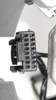 Pezzo di ricambio per auto di seconda mano volante per renault austral tce 130 riferimenti oem iam 484008429r  