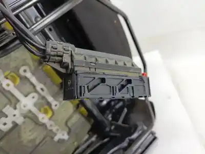 Peça sobressalente para automóvel em segunda mão assento dianteiro esquerdo por opel corsa e (x15) 1.3 cdti (08, 68) referências oem iam   