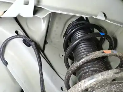 Автозапчастина б/у передній правий амортизатор для citroen c4 iii (ba_, bb_, bc_) 1.2 puretech 130 (bahnsa, bahnsb) посилання на oem iam 9842993480  