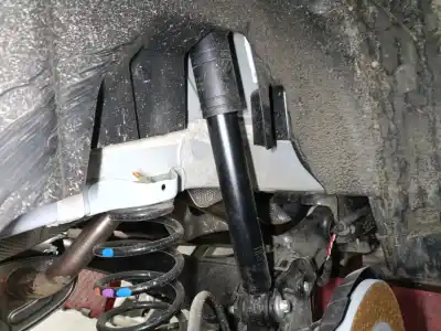 Автозапчастина б/у правий задній амортизатор для citroen c4 iii (ba_, bb_, bc_) 1.2 puretech 130 (bahnsa, bahnsb) посилання на oem iam 9841379480  