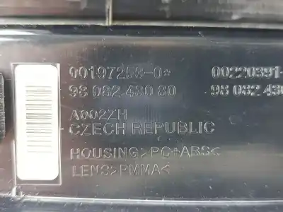 Pezzo di ricambio per auto di seconda mano luci posteriori destra per citroen jumpy furgón (v_) 2.0 bluehdi 120 riferimenti oem iam 9808243080  