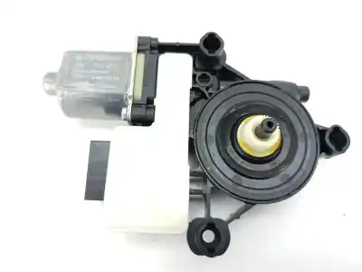 İkinci el araba yedek parçası arka sag cam motoru için volkswagen t-roc (a11, d11) 1.5 tsi oem iam referansları 5q0959408  