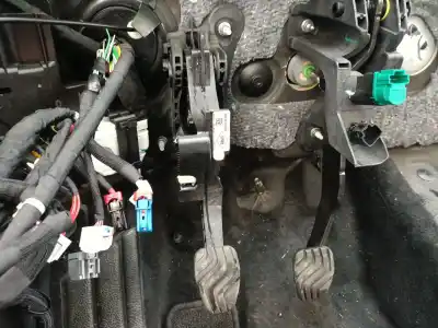 Peça sobressalente para automóvel em segunda mão pedal da embreagem por renault captur ii (hf_) tce 90 (hfm6) referências oem iam 465401750r Peça sobressalente para automóvel em segunda mão pedal da embreagem por renault captur ii (hf_) tce 90 (hfm6) referências oem iam 465401750r