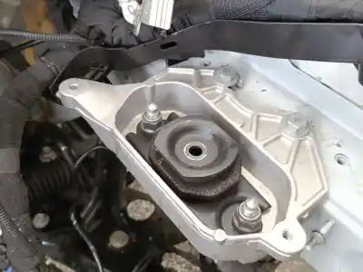 Автозапчасти б/у левая опора двигателя за RENAULT CAPTUR II (HF_) TCE 90 (HFM6) ссылки OEM IAM 112536909  