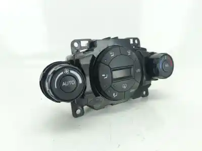 Pièce détachée automobile d'occasion Commande De Climatisation / Chauffage pour FORD FIESTA VI (CB1, CCN) 1.6 TDCI Références OEM IAM 8A6T18C612AJ  