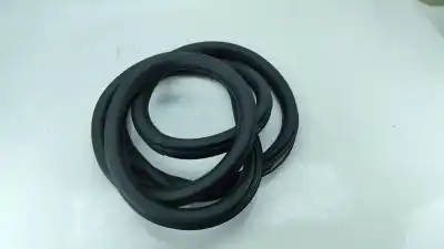 Pièce détachée automobile d'occasion joint de porte de voiture pour opel corsa f 1.2 (68) références oem iam  Pièce détachée automobile d'occasion joint de porte de voiture pour opel corsa f 1.2 (68) références oem iam