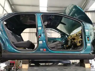 Автозапчастина б/у БІЧНА СПОДНИЦЯ для CITROEN C4 CACTUS  Посилання на OEM IAM 98235769XT  