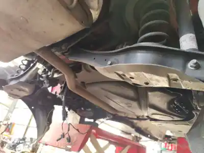 Peça sobressalente para automóvel em segunda mão charrió / suporte de eixo de trás por audi a3 sportback (8ya) 35 tdi referências oem iam 3q0505235ah