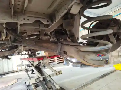 Pezzo di ricambio per auto di seconda mano braccio sospensione posteriore inferiore destro per citroen jumpy furgón (v_) 2.0 bluehdi 120 riferimenti oem iam 1619266780